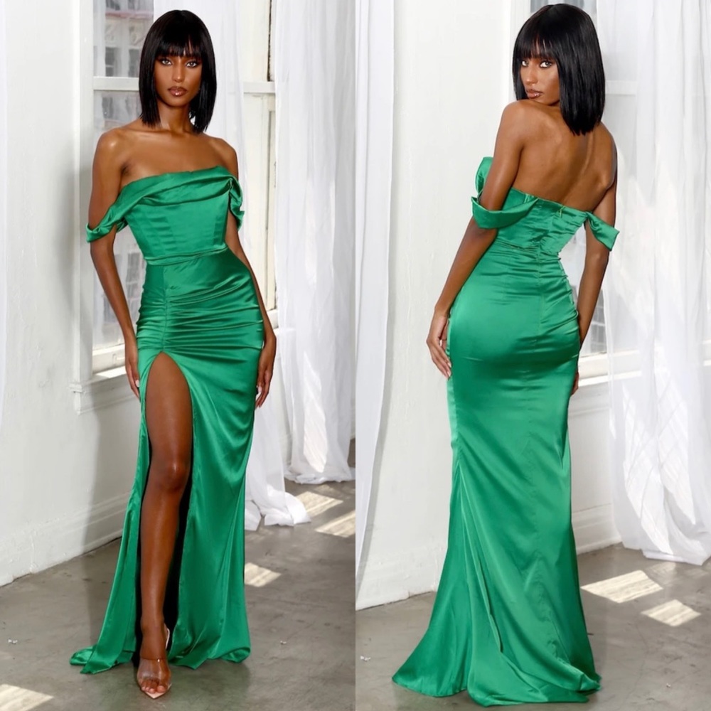 Moda glam boutique Natalia Off-the-Shoulder Gown - Green